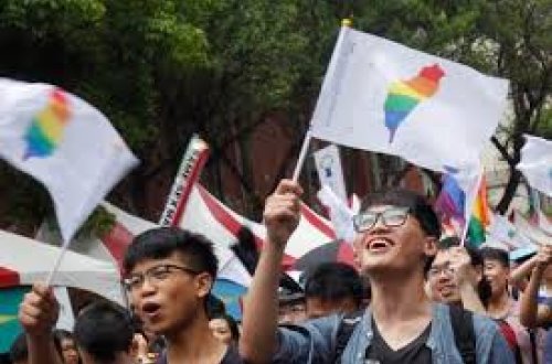 Cənub-Şərqi Asiyada eynicinsli nikahları tanıyan ilk ölkə: Tailandda qanun qüvvəyə mindi