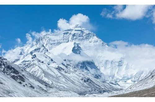 Sirli yeraltı dağlar: Everesti cırtdan edən nəhəng strukturlar kəşf edilib