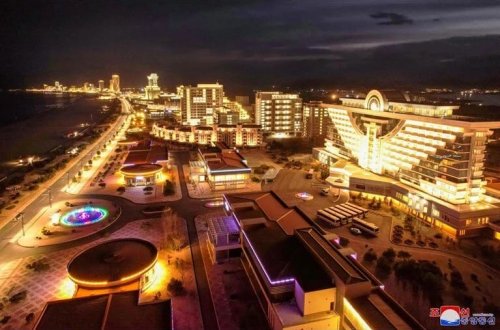 Raket yerindən turist cənnətinə: Şimali Koreyanın lüks kurortu bənzərsizdir!