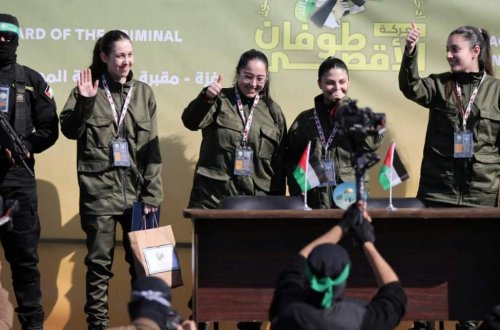 HƏMAS 4 israilli qadını girovluqdan azad etdi