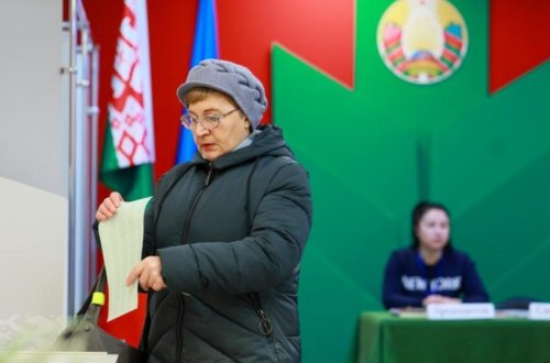 Belarusda prezident seçkiləri başlayıb