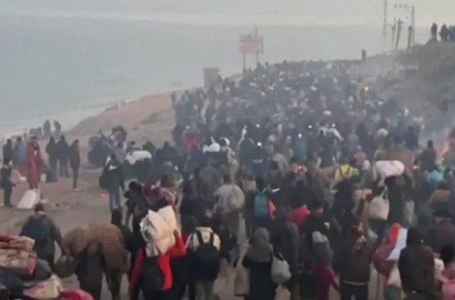 Fələstinlilər aylar sonra evlərinə qayıdırlar