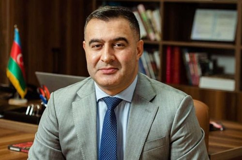 Adəm Məmmədovun vəkillik fəaliyyəti dayandırıldı