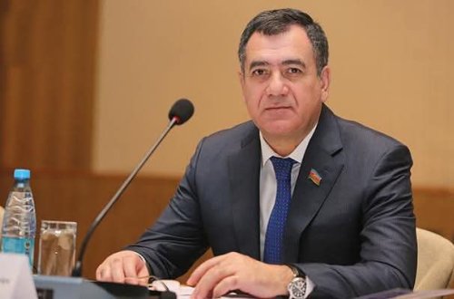 Qüdrət Həsənquliyevin 60 illik yubileyinə sözardı - Elçin Mirzəbəyli yazır