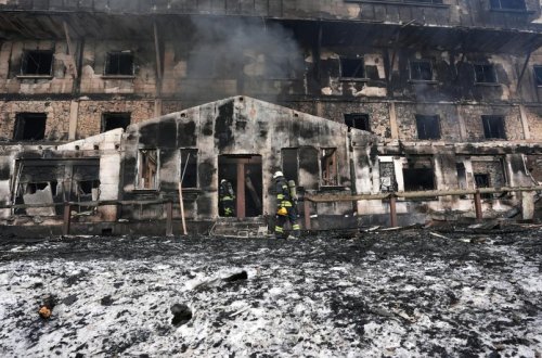 Türkiyədə xizək kurortundakı yanğınla bağlı 28 nəfər saxlanılıb