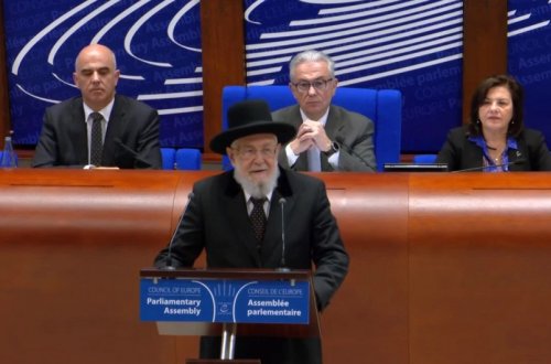 İsrailin keçmiş baş ravvini: Holokost zamanı 55 mindən çox yəhudi Azərbaycana sığınıb