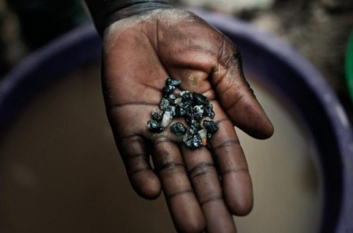 KİV: Təbii ehtiyatlar uğrunda mübarizə Konqoda eskalasiyanın əsasını təşkil edir