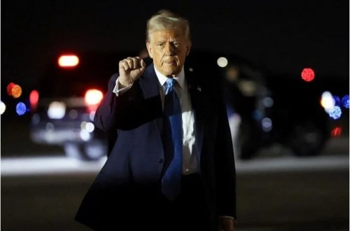 Tramp Cənubi Afrikaya yardımı dayandırdı