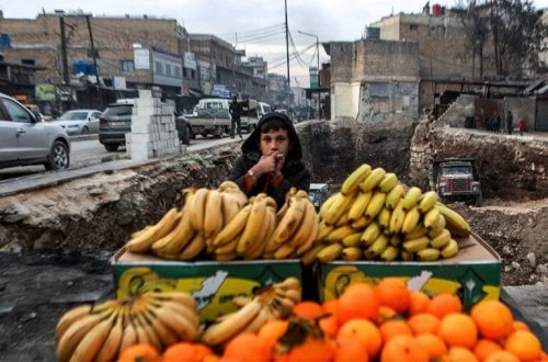 Suriyada rejim çökdü, xalq xaricdən gətirilən məhsullarla tanış oldu