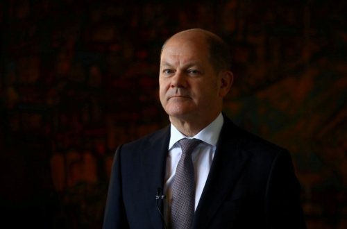 Şolts: Ukraynaya sülhməramlı missiyanın göndərilməsinə dair müzakirə aparmaq hələ tezdir