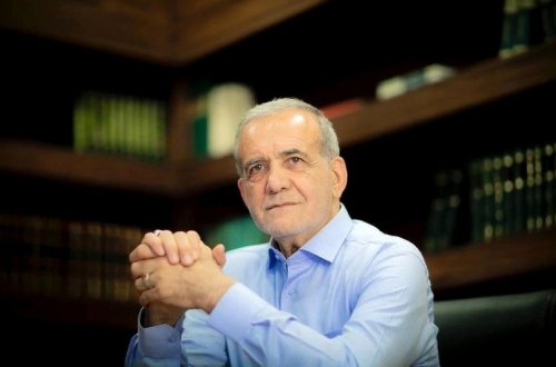 Pezeşkian: Tramp İrana qarşı oyun qurur