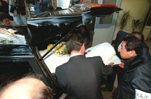 Dünyanın ən ağrılı ölümü: 83 gün ərzində içəridən yandı!