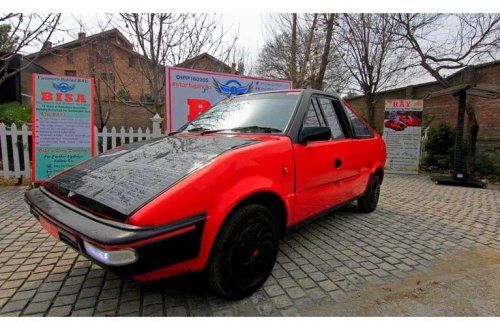 Hindistanın ilk yüksək texnologiyalı günəş avtomobili təqdim edildi