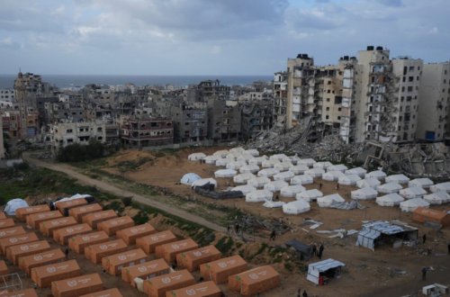 Qəzzaya qayıdan qaçqınlar üçün 3 mindən çox çadır qurulub