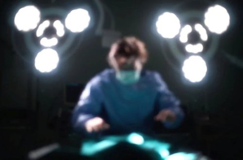 13 yaşında böyrək transplantasiyası ilə həyata sarıldı: 50 ildir möcüzəni yaşayır 