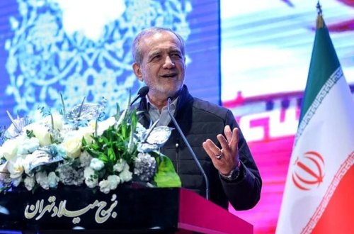 İran prezidenti Pezeşkian şeir oxudu, səlahiyyətlilərdən xəbərdarlıq gəldi