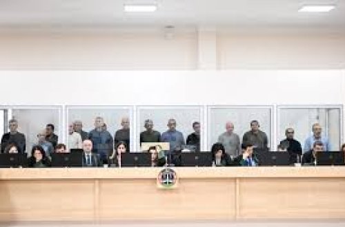 Hərbi cinayətlər törətməkdə təqsirləndirilən erməniəsilli şəxslərin məhkəməsi keçirilir