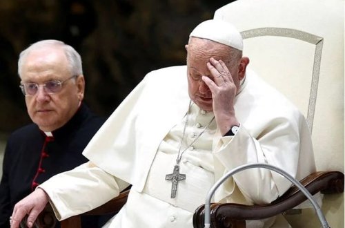 Vatikandan Roma Papası Fransisklə bağlı açıqlama: Pnevmoniya inkişaf edib 