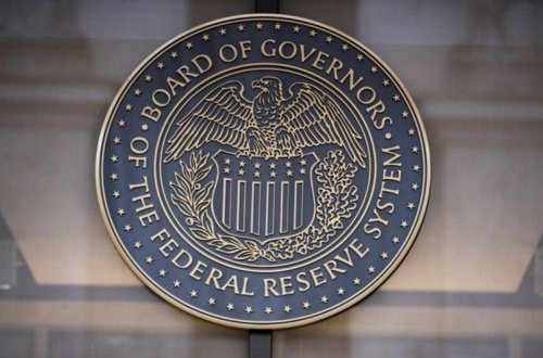 FES Trampın siyasətləri səbəbindən inflyasiyanın mümkün sürətlənməsindən narahatdır