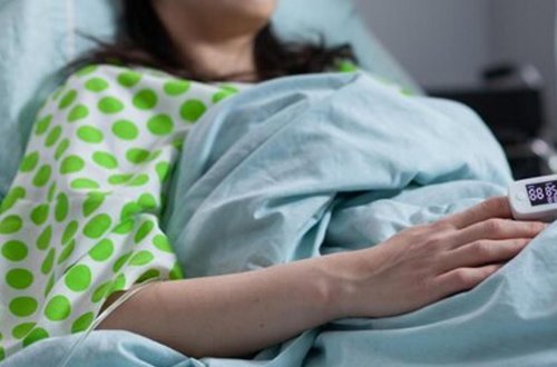 Bir ailənin 5 üzvü zəhərləndi