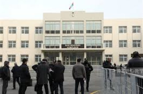 Hərbi cinayətlərdə təqsirləndirilən erməniəsilli şəxslərin məhkəməsi təxirə salınıb