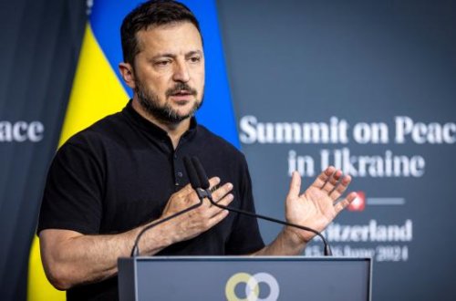 Zelenski: Ukrayna ilə fəxr edirəm