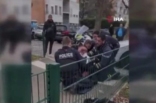 Fransada bıçaqlı hücum: 1 ölü 