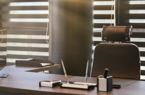 Azərbaycanda mühafizəçi vəzifəli şəxsin kabinetində öldü