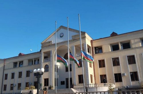 Xankəndi, Xocalı və Ağdərədə bayraqlar yarıya qədər endirildi