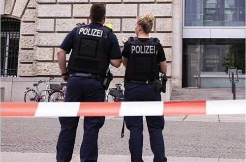 Almaniyada ailə faciəsi: Əvvəlcə uşaqlarını öldürdü, sonra özünü asdı