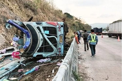 Taylandda avtobus aşıb: 18 nəfər ölüb, 31 nəfər yaralanıb