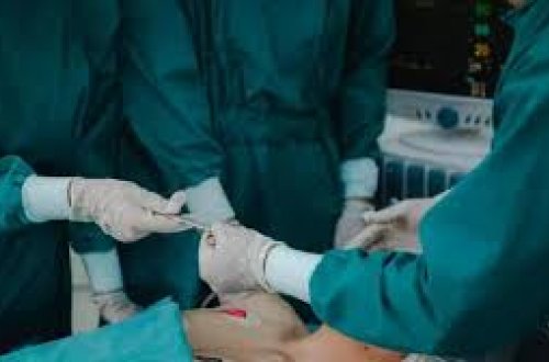 Qazaxıstanda cinsiyyətin dəyişdirilməsinə icazə verəcək qanun layihəsi müzakirələrə səbəb olub