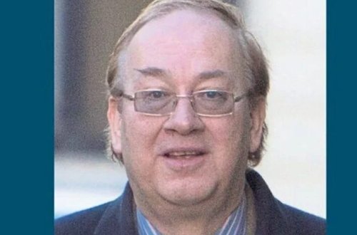 Qadınları yeraltı anbara apararaq onları döydü və işgəncəni lentə aldı