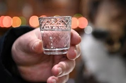 Bakıda daha bir nəfər spirtli içkidən öldü