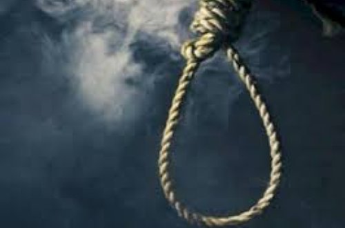 Zaqatalada 37 yaşlı şəxs özünü tövlədə asdı