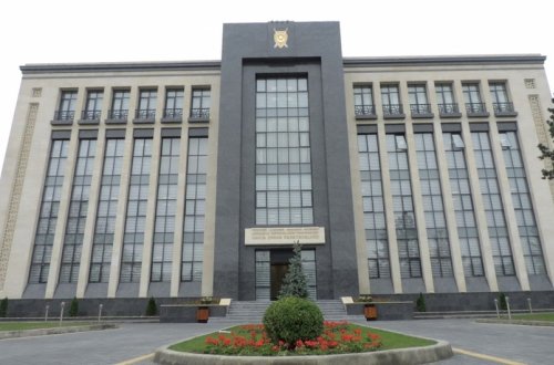 Gəncədə 12 nəfəri əmək müqaviləsi olmadan işlədən vəzifəli şəxs barəsində cinayət işi başlanıb