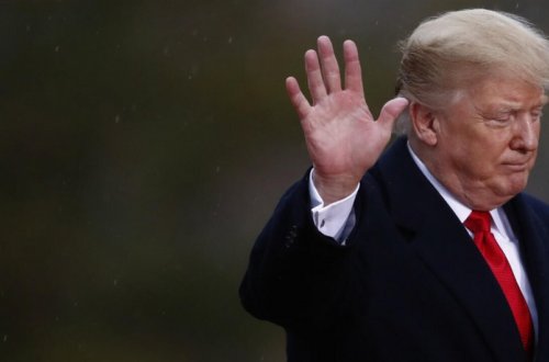 Tramp: ABŞ diqqətini daxili məsələlərə yönəltməlidir