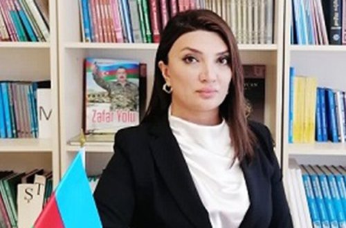 Nazirlik əməkdaşları məktəbə getdi - 600 manatlıq hədiyyəni bəyənməyən direktora görə