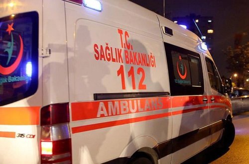 Hamilə qadın paltar asarkən 4-cü mərtəbədən yıxılaraq ölüb