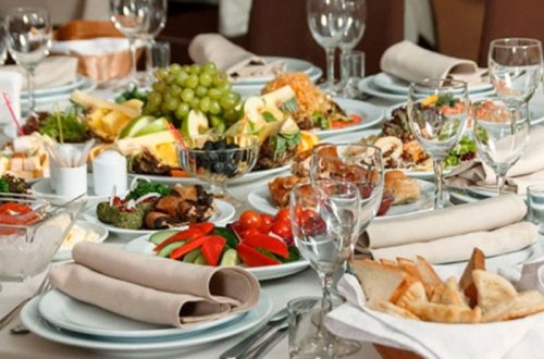 Bakıda məşhur şadlıq evində mənşəyi məlum olmayan ət aşkar olundu