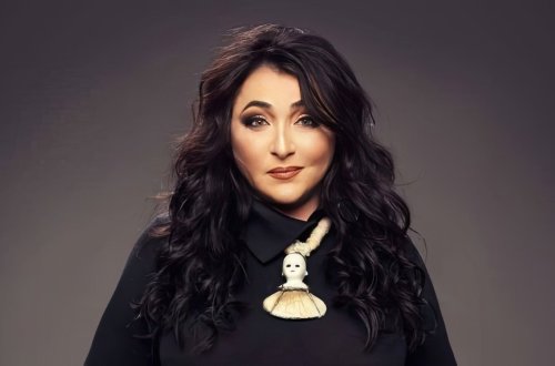 Lolita Rusiyanı tərk etdi