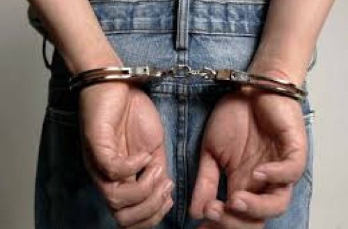 Həmkəndlisinə zor tətbiq edərək mobil telefonunu və maşınını ələ keçirdi