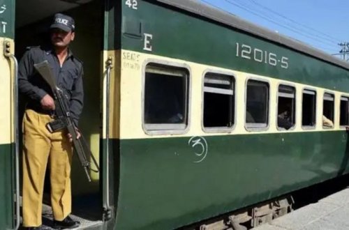 Pakistanda qatarda girov götürülən 155 sərnişin azad edilib