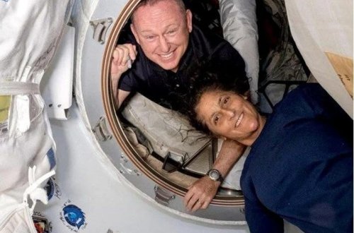 Muskdan astronavtlarla bağlı şad xəbər: Onları bir neçə həftəyə geri qaytaracağıq