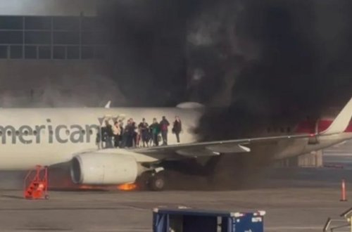 Denver aeroportunda təyyarənin göyərtəsində yanğın baş verib, 12 nəfər xəsarət alıb