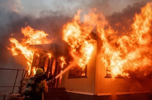 Rusiyanın İrkutsk vilayətində fərdi evdə baş vermiş yanğında 4 nəfər ölüb