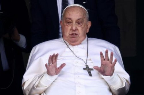 Vatikan: Papa əvvəlki kimi olmasa da hakimiyyətə qayıdacaq