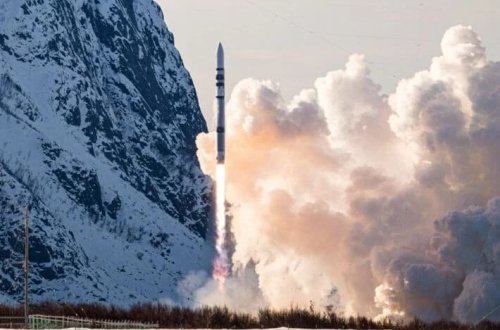 Avropanın ilk orbital raketi yerə çırpıldı