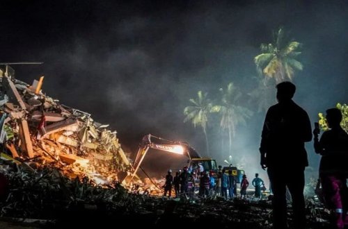 Myanmada üç gündən sonra dağıntılar altından sağ qadın çıxarılıb