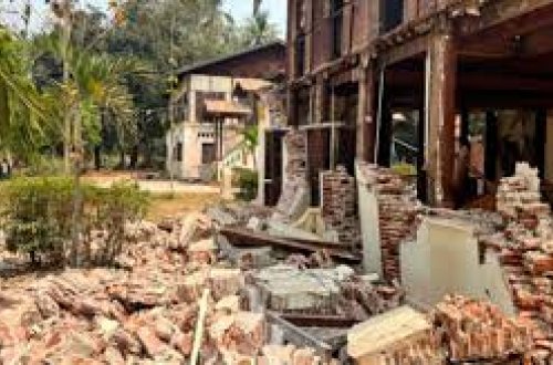 Myanmada güclü zəlzələdə ölənlərin sayı 2 000 nəfəri keçdi